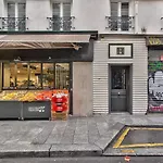 New And Bright Studio In The Heart Of Paris